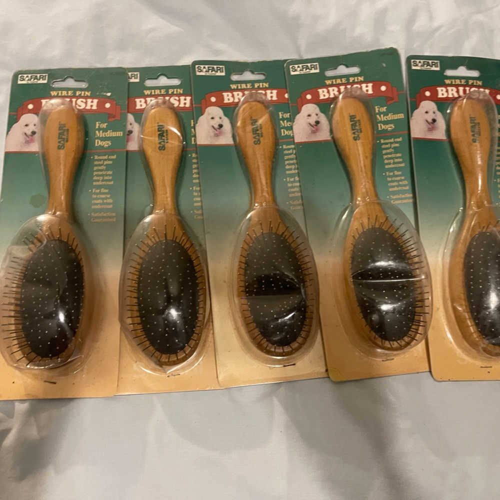 Safari Dog Brush Set of 5 New in Pack
